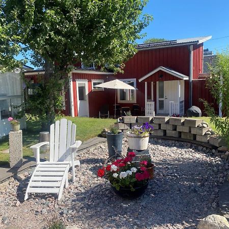 Gardshuset Mitt I Centrala Gaevle Luaran gambar